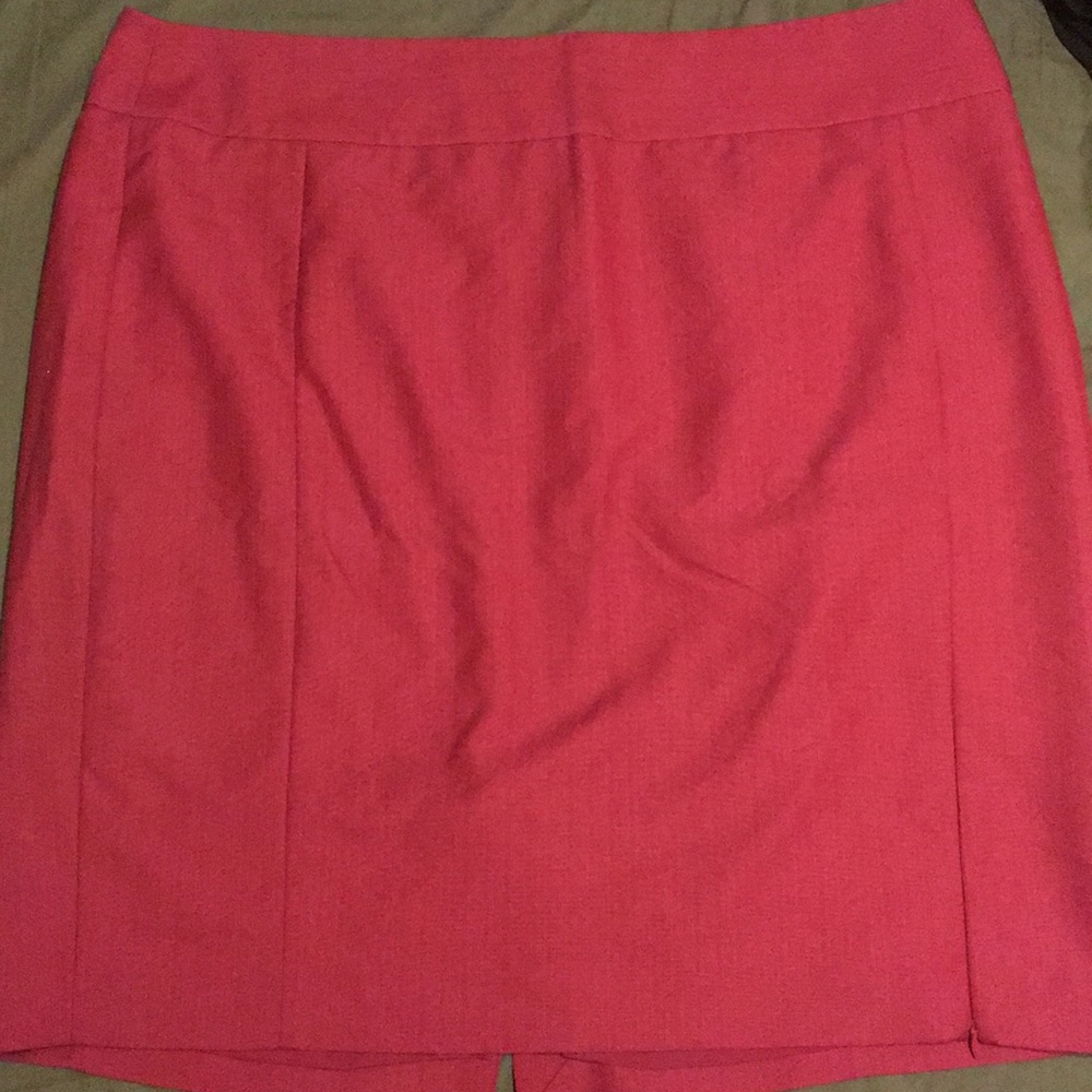 Magenta pencil skirt